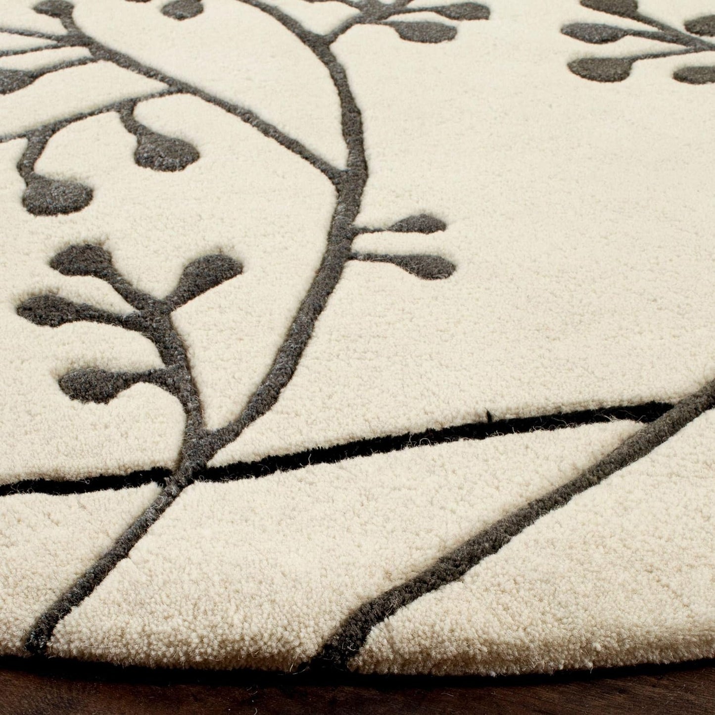 White Flower Round Rug Nuha Rugs