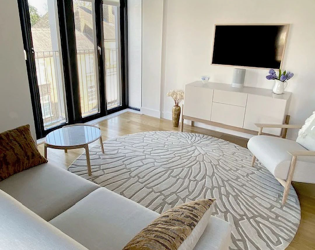 Round Beige Modern Area Rug – Textured Abstract Pattern Carpet for Living Room & Minimalist Home Decor