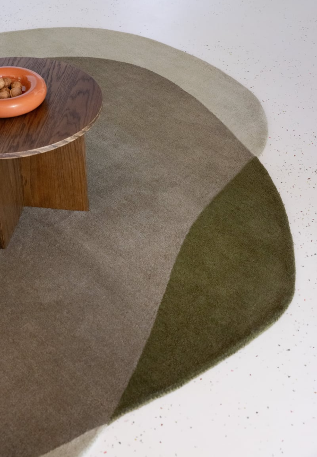 Organic Modern Overlapping Shapes Area Rug – Earthy Green & Brown Abstract Design for Contemporary Living Spaces