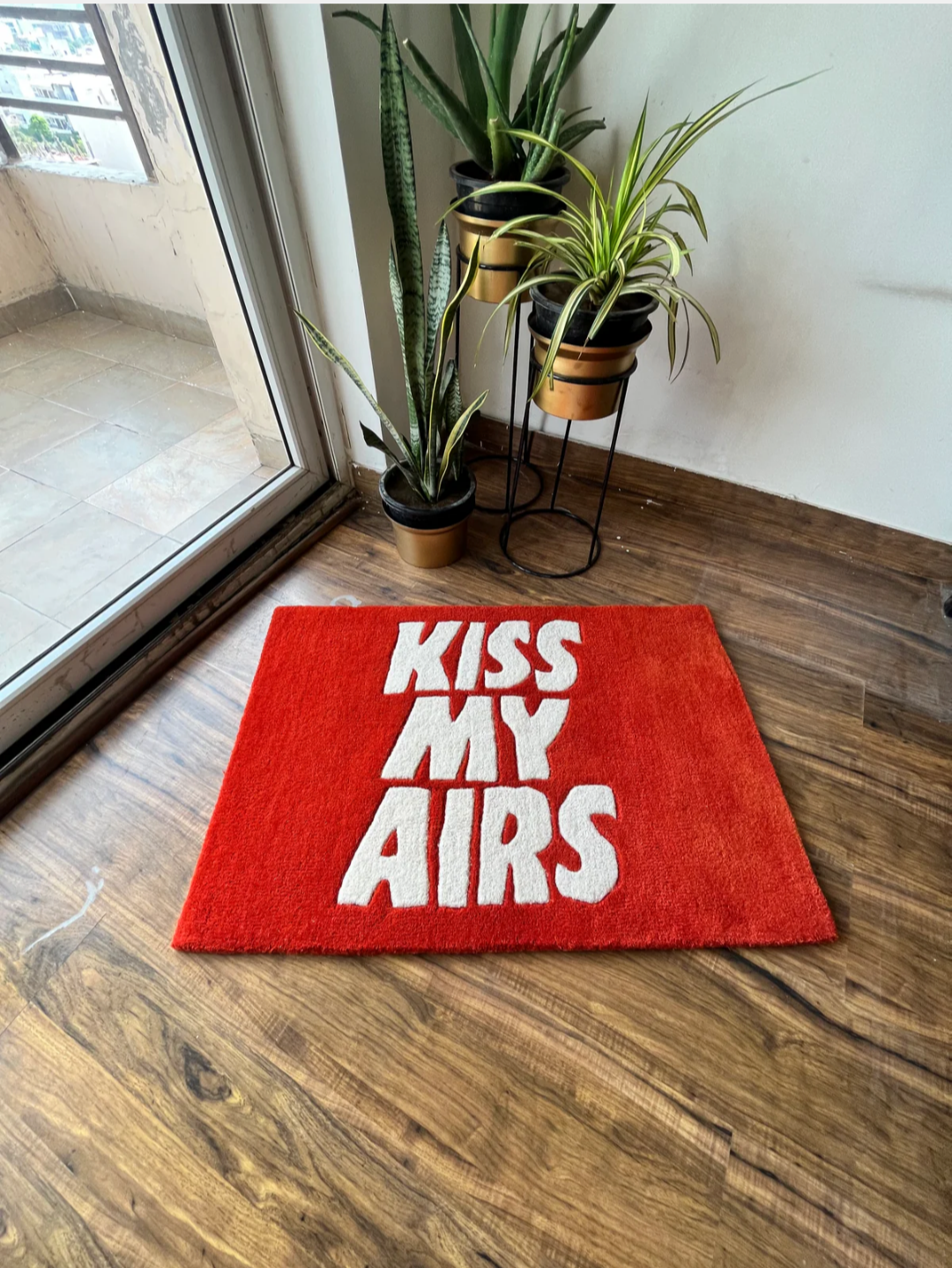 Kiss My Airs Rug