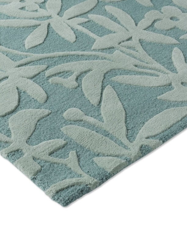 Azure Bloom Hand Tufted Wool Rug – Elegant Floral Vine Design for Modern & Coastal Living Rooms