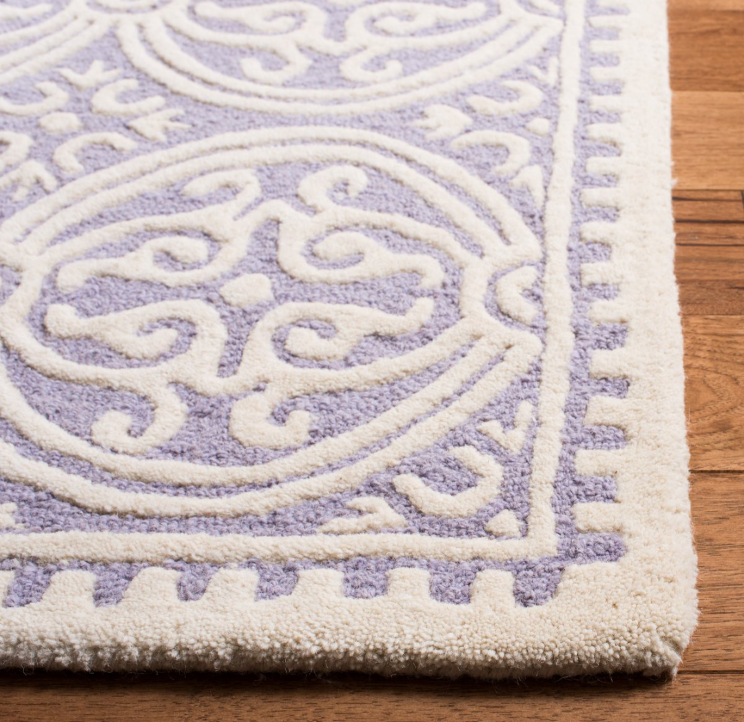 Lavender & Ivory Area Rug with Elegant Geometric Medallion Pattern – Soft Woven Carpet for Living Room, Bedroom & Home Décor