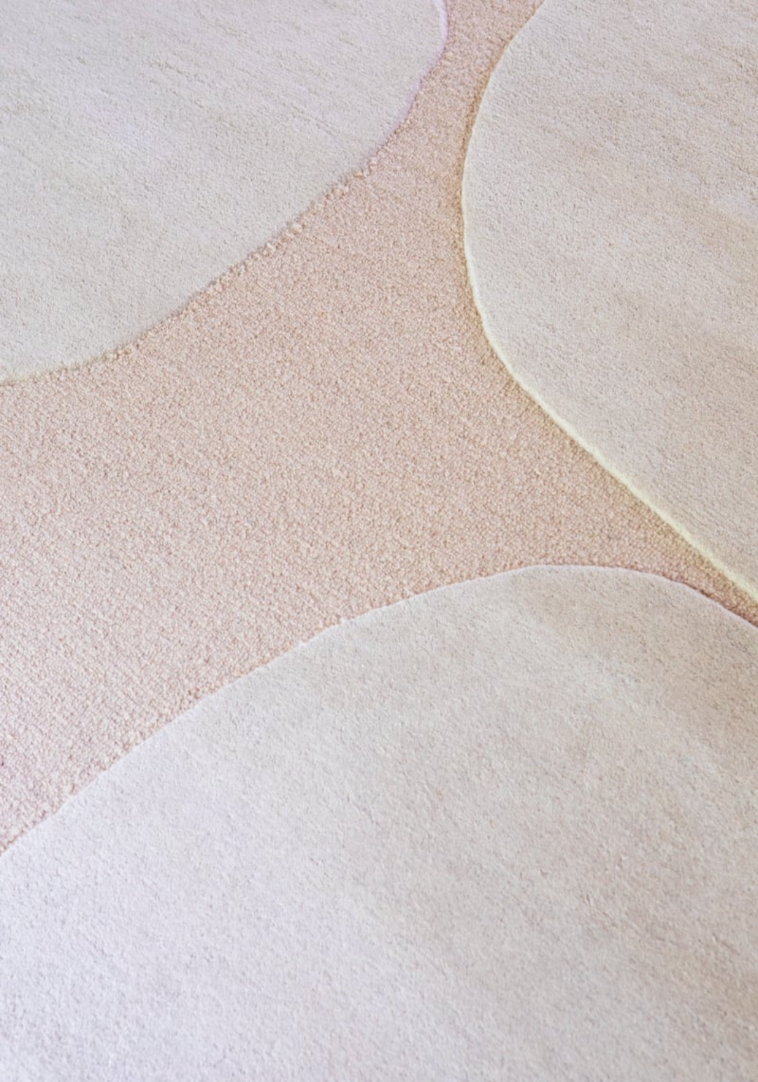 Minimalist Modern Beige Abstract Area Rug – Soft Hand-Tufted Wool Carpet for Living Room & Bedroom Decor
