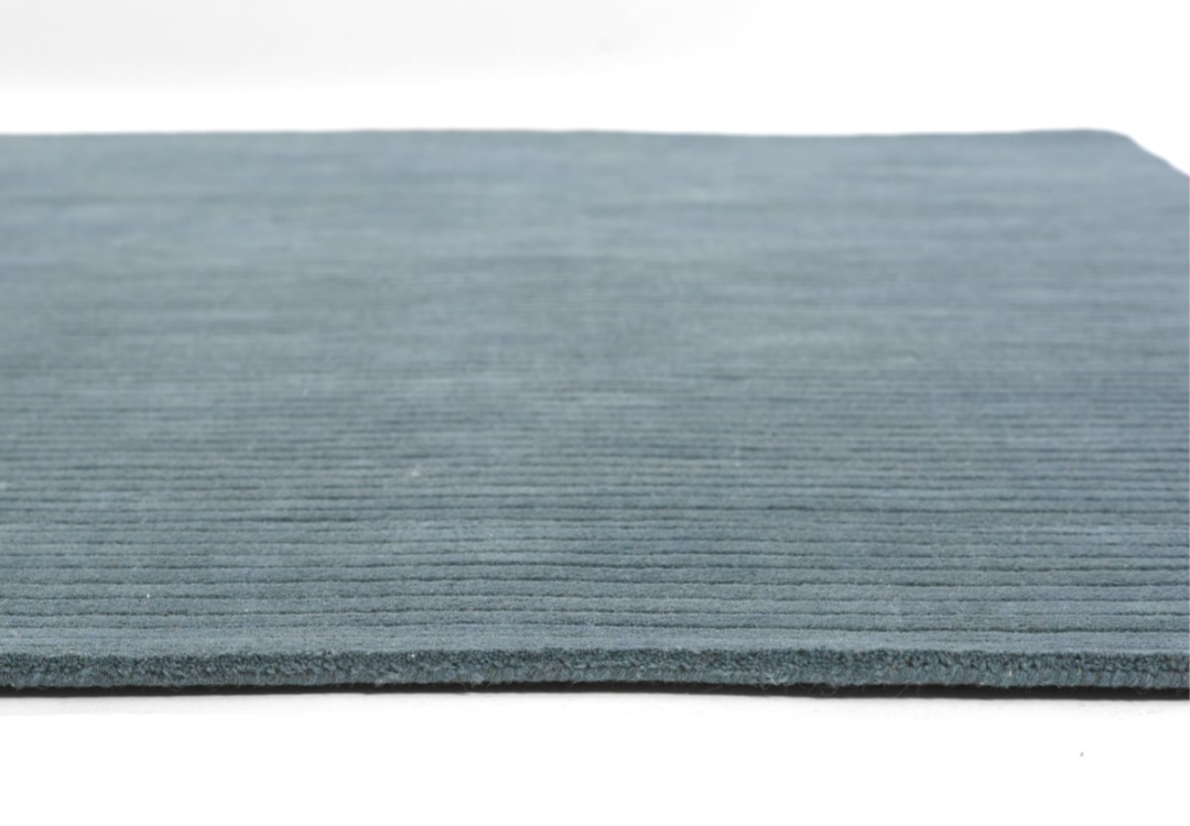 Modern Hand-Tufted Carpet in Deep Teal – Luxurious, Textured Floor Rug for Living Room, Bedroom & Office Décor
