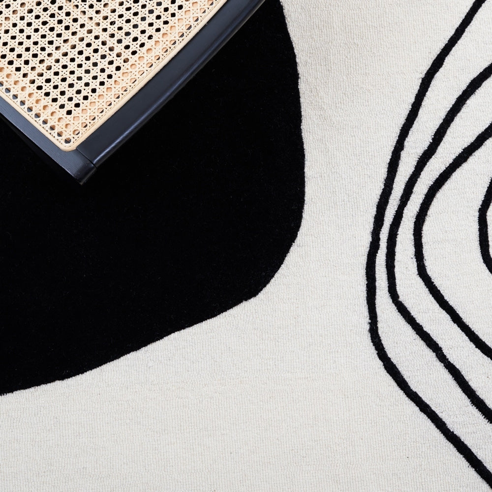 Modern Black and White Abstract Area Rug – Minimalist Geometric Design for Living Room, Bedroom & Office Decor