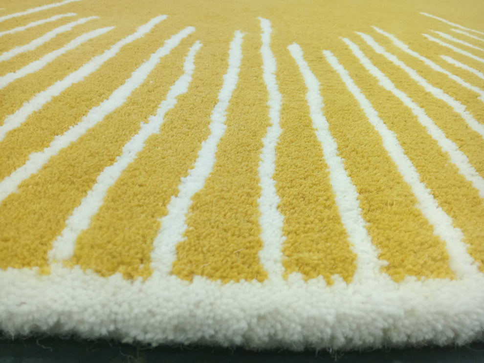 Modern Sunburst Round Rug – Handmade Wool Circle Carpet in Mustard Yellow & White – Contemporary Bright Floor Decor for Living Room & Bedroom