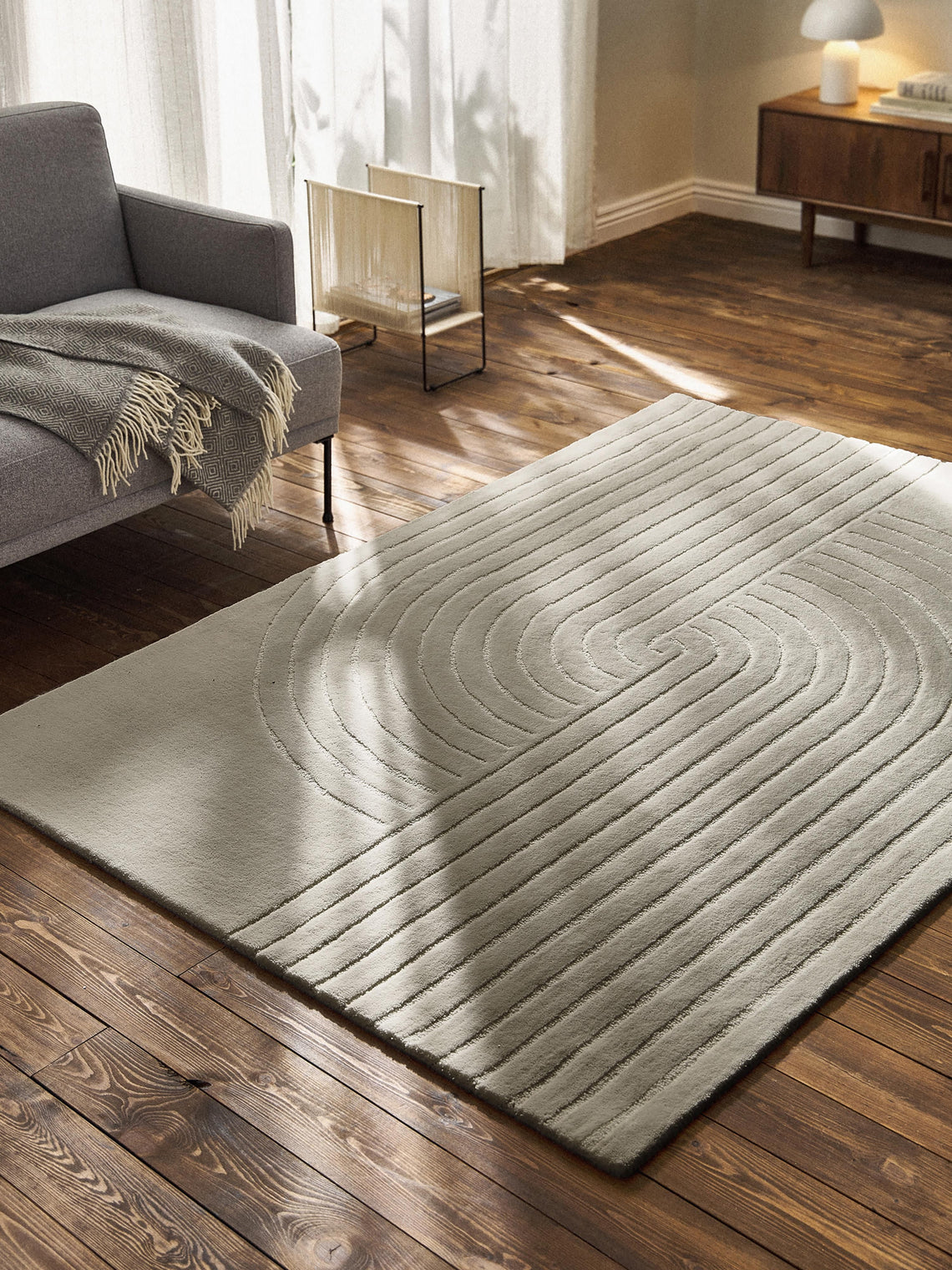 Modern Grey Hand-Tufted Area Rug – Minimalist Textured Carpet for Living Room & Bedroom, Soft Velvet Finish