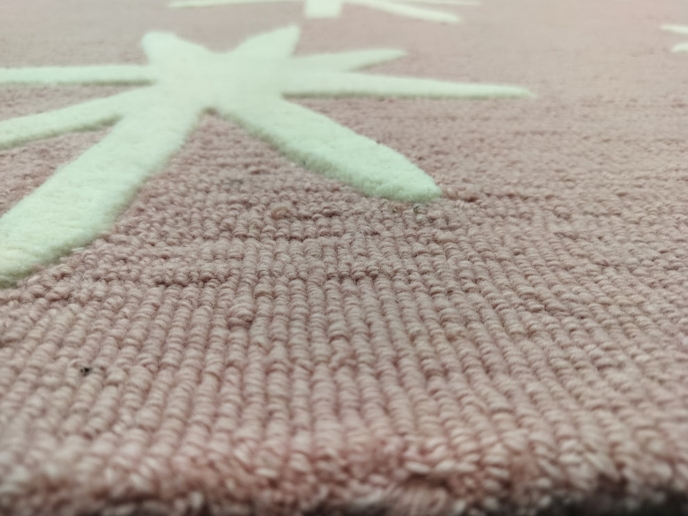 Pink Area Rug with White Starburst Pattern – Modern Hand-Tufted Wool Carpet for Living Room, Bedroom & Playroom Décor