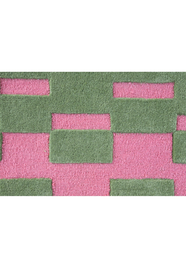 Handmade Modern Geometric Wool Rug – Pink & Green Checker Pattern with Blue Scalloped Border | Contemporary Accent Carpet