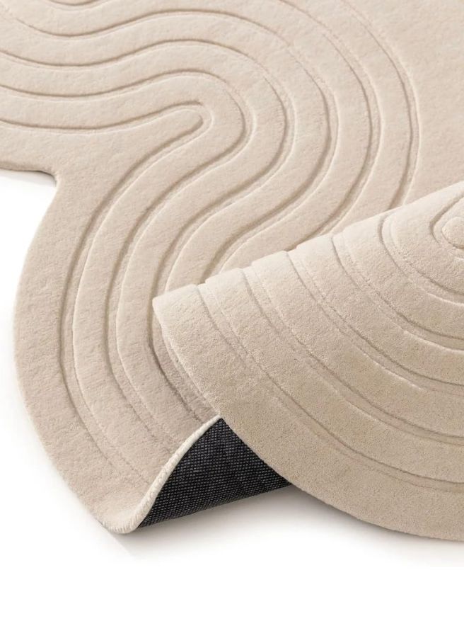 Sculpted Tufted Rug with Organic Wave Patterns Nuha Rugs