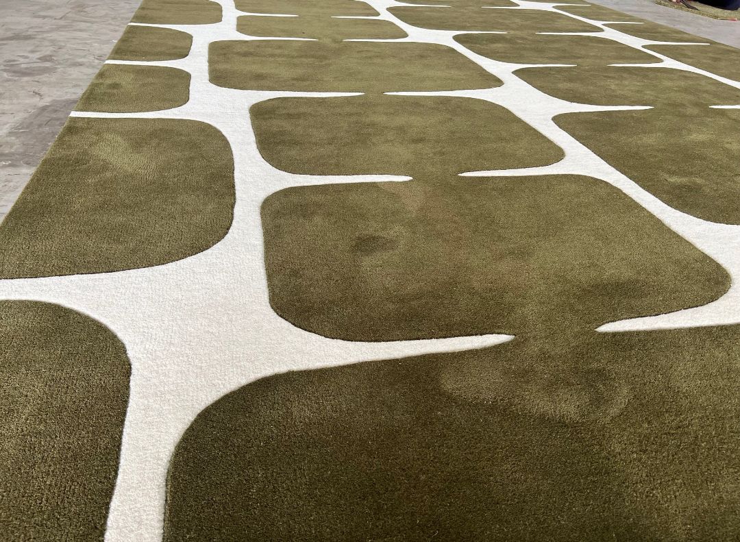 Modern Geometric Olive Green Rug – Abstract Grid Pattern Nuha Rugs