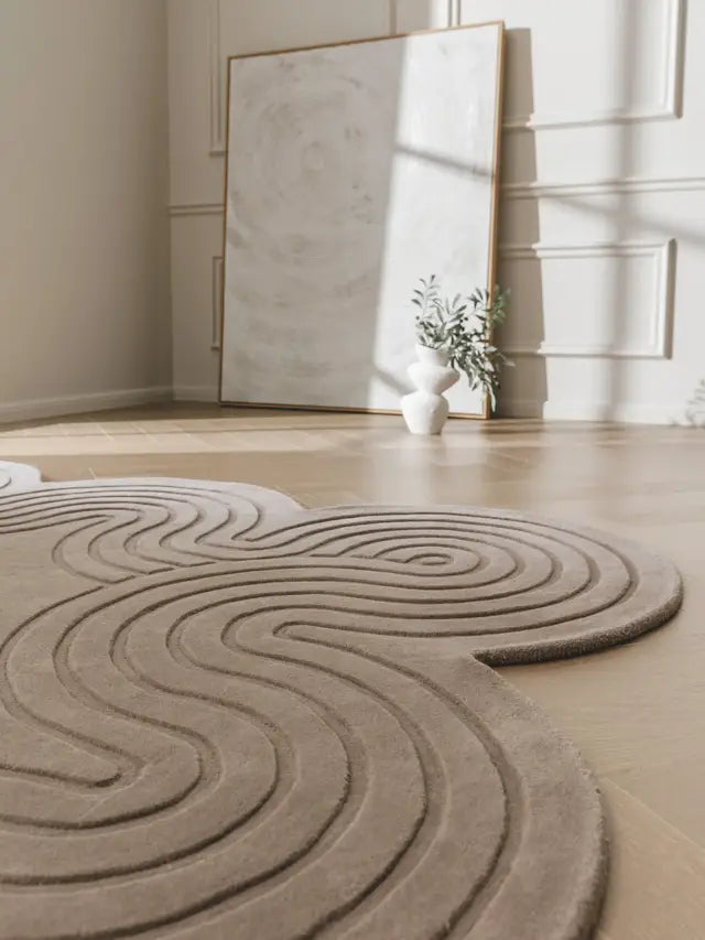 Modern Wavy Edge Area Rug – Sculpted Neutral Carpet with Abstract Curves for Living Room, Bedroom & Home Décor