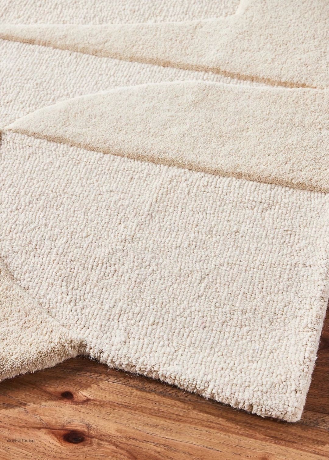 Modern Minimalist Cream Area Rug – Hand-Tufted Abstract Textured Carpet for Living Room & Bedroom Decor