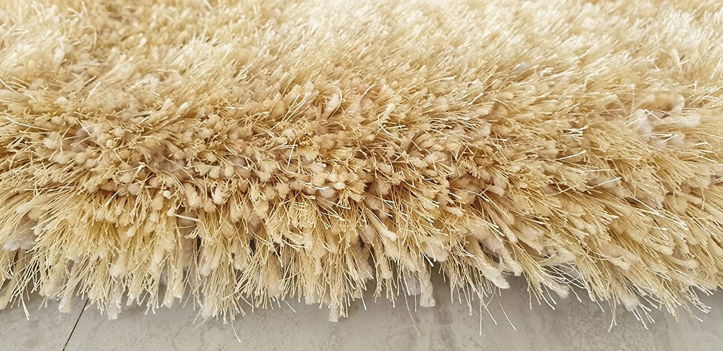 Handcrafted Super Soft Microfiber Shaggy Cream Carpet Nuha Rugs