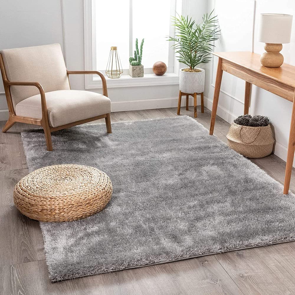 Handcrafted Super Soft Microfiber Shaggy Silver Carpet Nuha Rugs