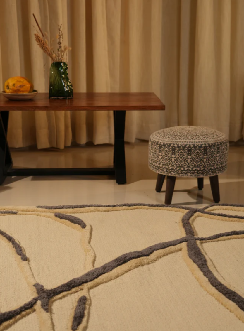 Modern Abstract Hand Tufted Wool Rug – Unique Cream & Grey Contemporary Carpet for Living Room, Bedroom & Home Décor