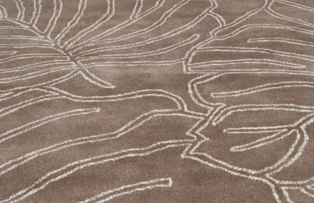 Modern Brown Leaf Pattern Hand-Tufted Area Rug – Soft Contemporary Botanical Carpet for Living Room, Bedroom & Home Décor