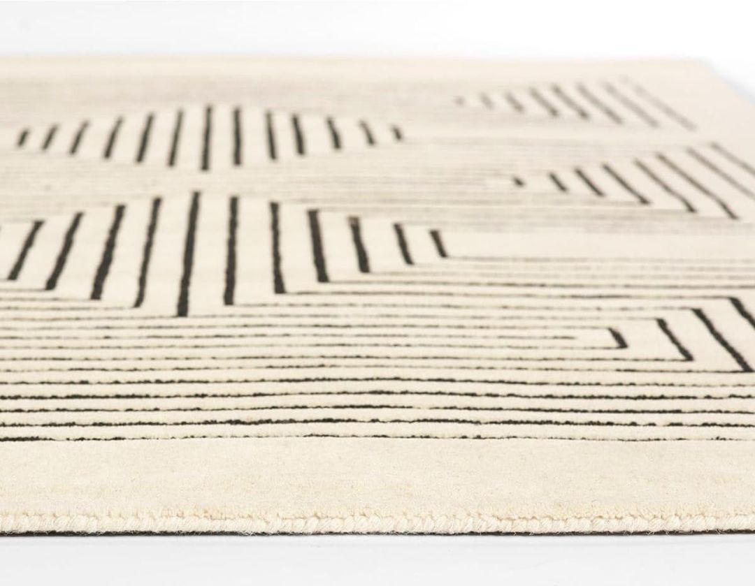 Modern Black and Cream Wool Rug – Handmade Geometric Maze Pattern Carpet for Living Room or Bedroom