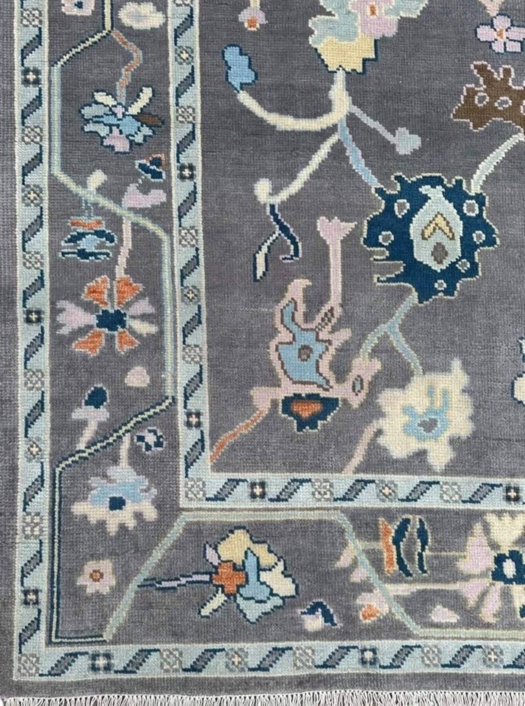 Modern Hand Knotted Oushak Rug – Grey & Blue Wool Area Carpet | Turkish Pastel Floral Design