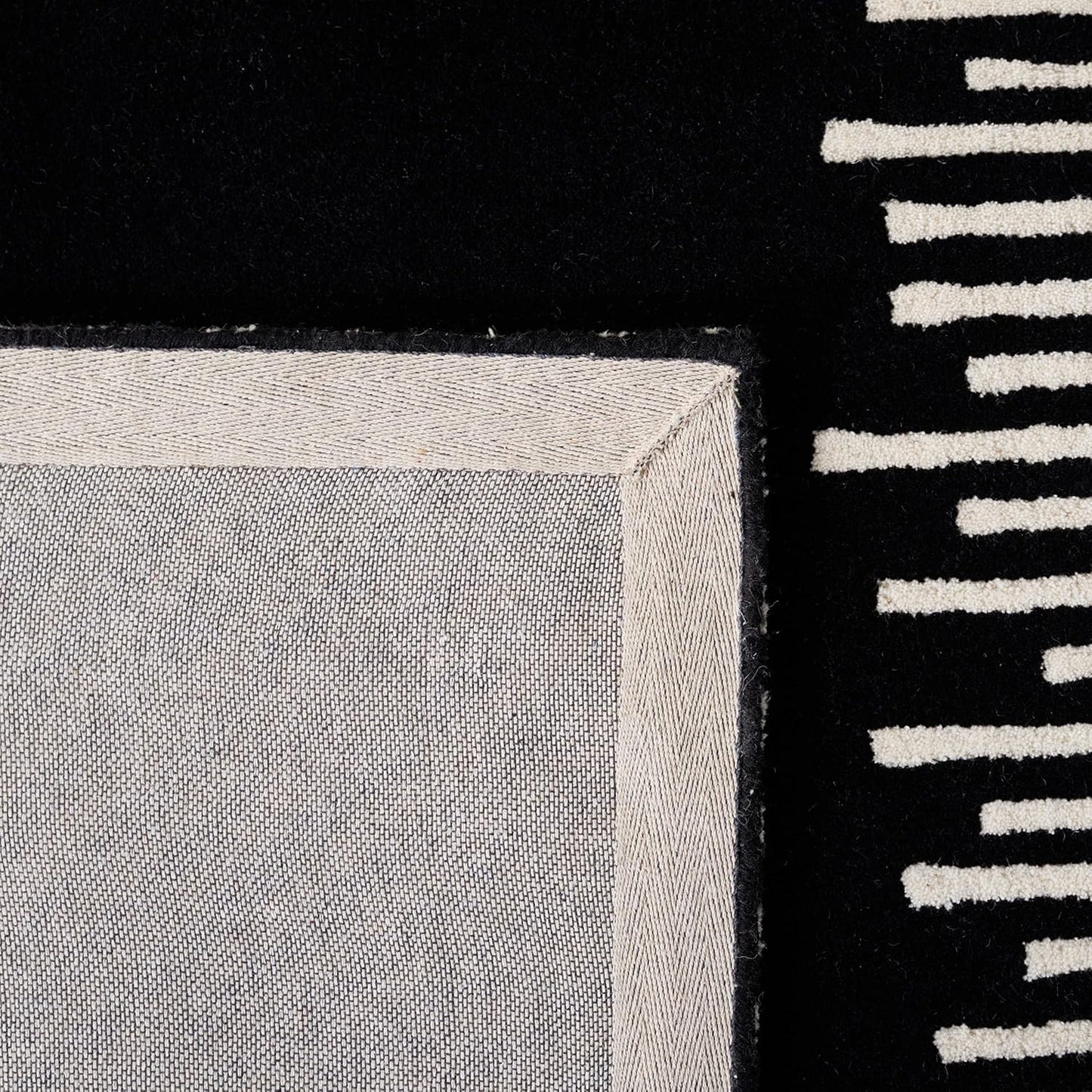 Modern Black and White Sunburst Area Rug | Contemporary Hand-Tufted Carpet for Living Room, Bedroom & Office Décor