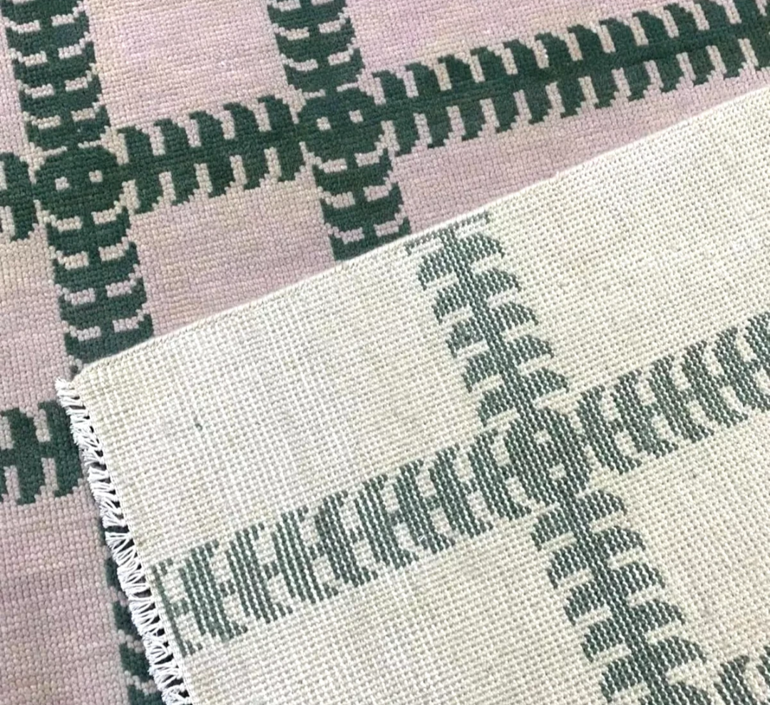 Modern Hand Knotted Oushak Rug – Green Lattice Wool Area Carpet | Cream Geometric Turkish Design