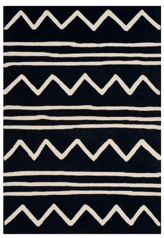 Modern Black and White Geometric Zigzag Area Rug – Bold Minimalist Design Carpet for Living Room, Bedroom & Office Decor