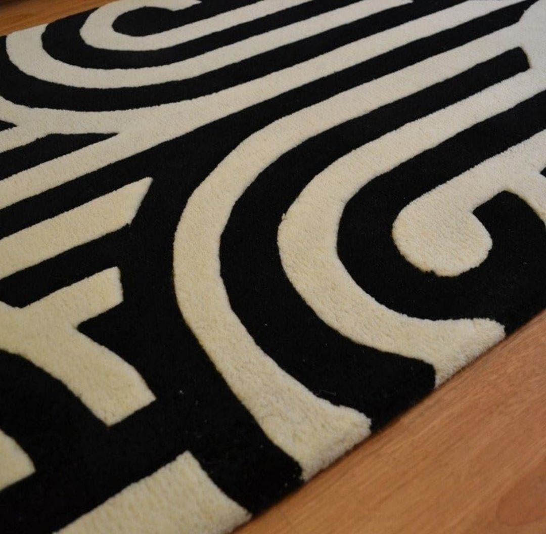 Modern Black and White Geometric Rug – Hand-Tufted Wool Area Carpet – Retro Arch Pattern for Living Room or Bedroom Decor