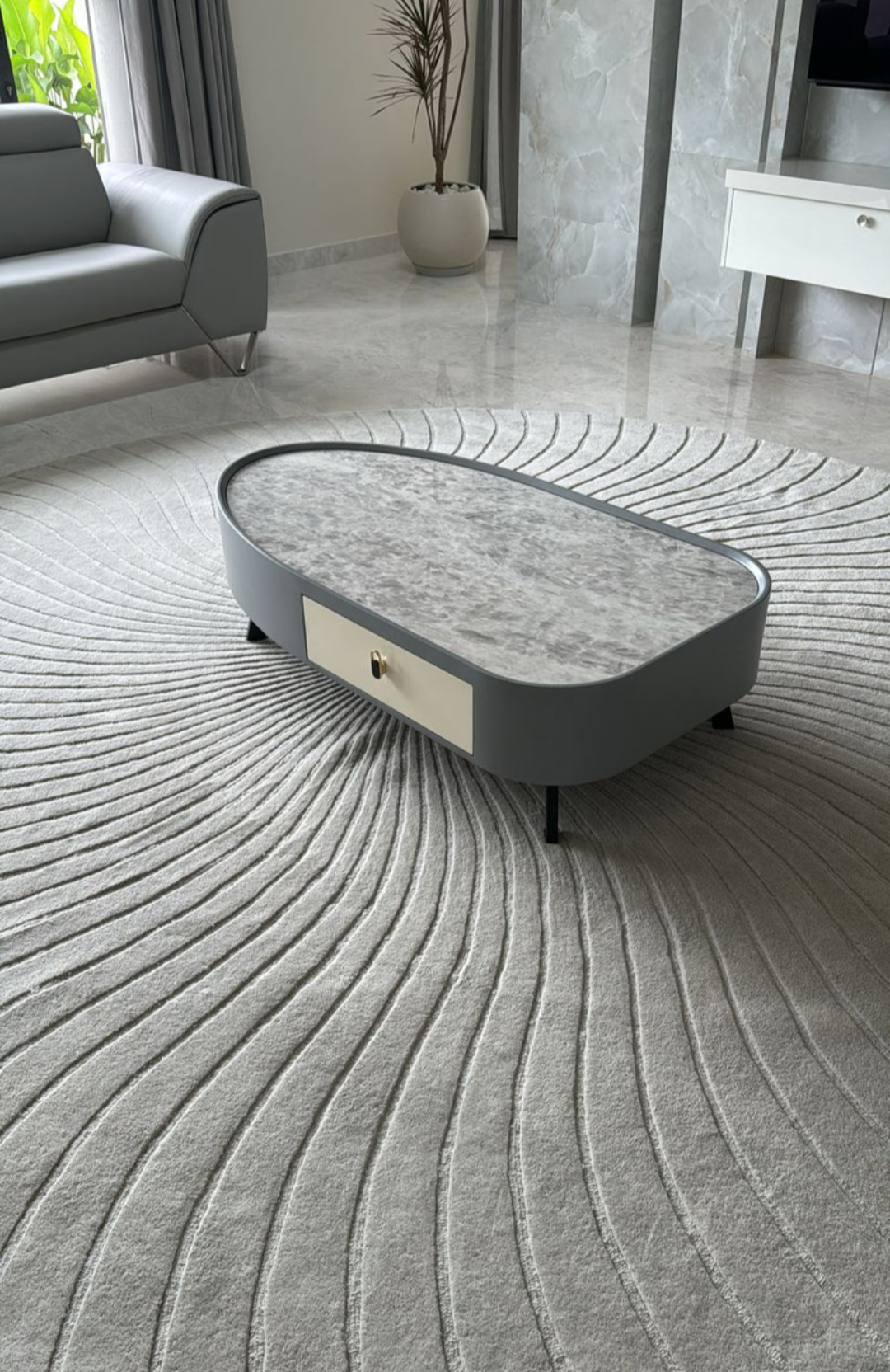 Modern Round Textured Rug for Living Room – Luxury Soft Grey Carpet with Contemporary Wave Design