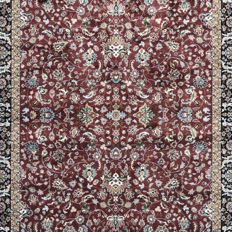 Persian Silk Rug – Handcrafted Luxury Oriental Carpet with Intricate Floral Design