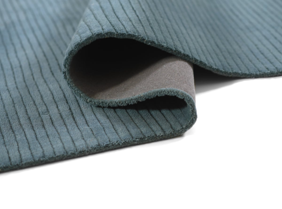Modern Hand-Tufted Carpet in Deep Teal – Luxurious, Textured Floor Rug for Living Room, Bedroom & Office Décor