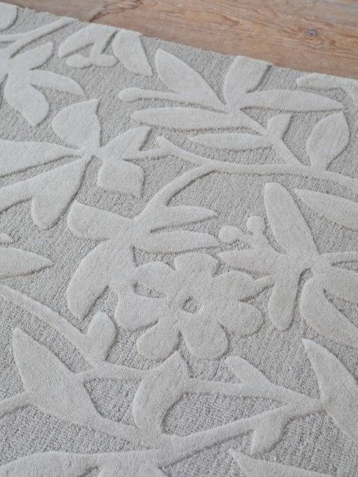 Ivory Floral Hand Tufted Wool Rug – Luxury Modern Area Rug for Living Room & Bedroom