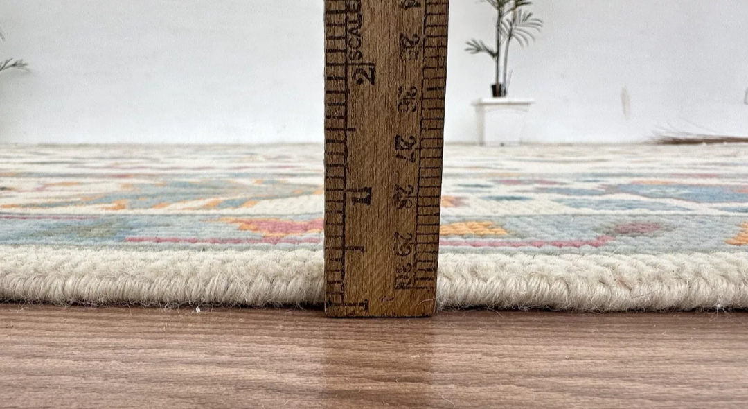 Hand-Knotted Oushak Rug: Exquisite Tree of Life Design on Cream Background - Authentic Indian Craftsmanship