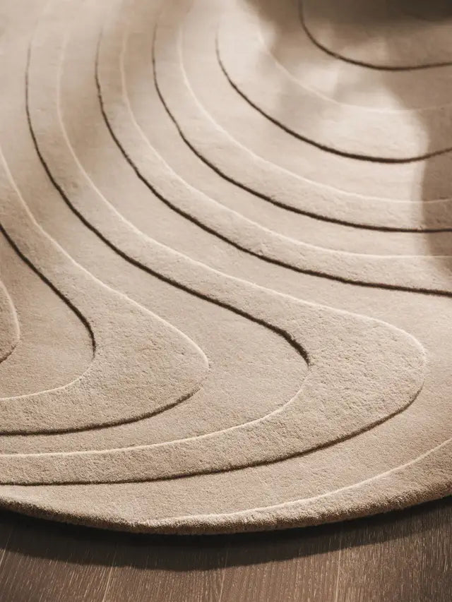 Contemporary Round Taupe Wave Design Rug – Modern Neutral Carpet for Living Room, Bedroom & Office Décor
