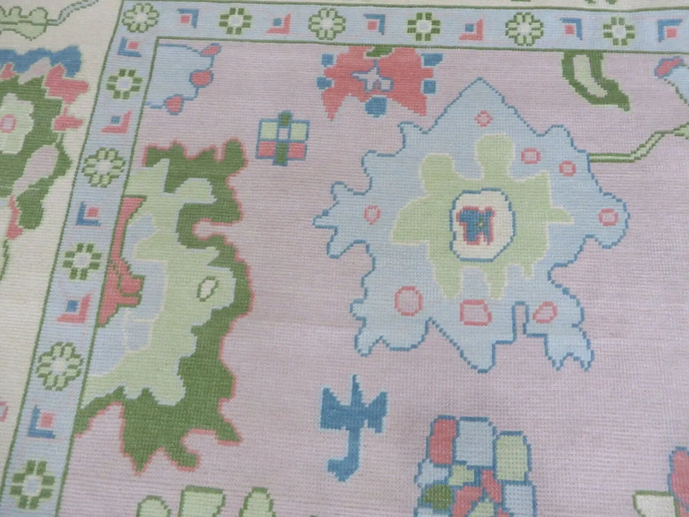 Luxury Hand-Knotted Oushak Rug – Turkish Wool Vintage-Style Area Carpet for Living Room & Bedroom