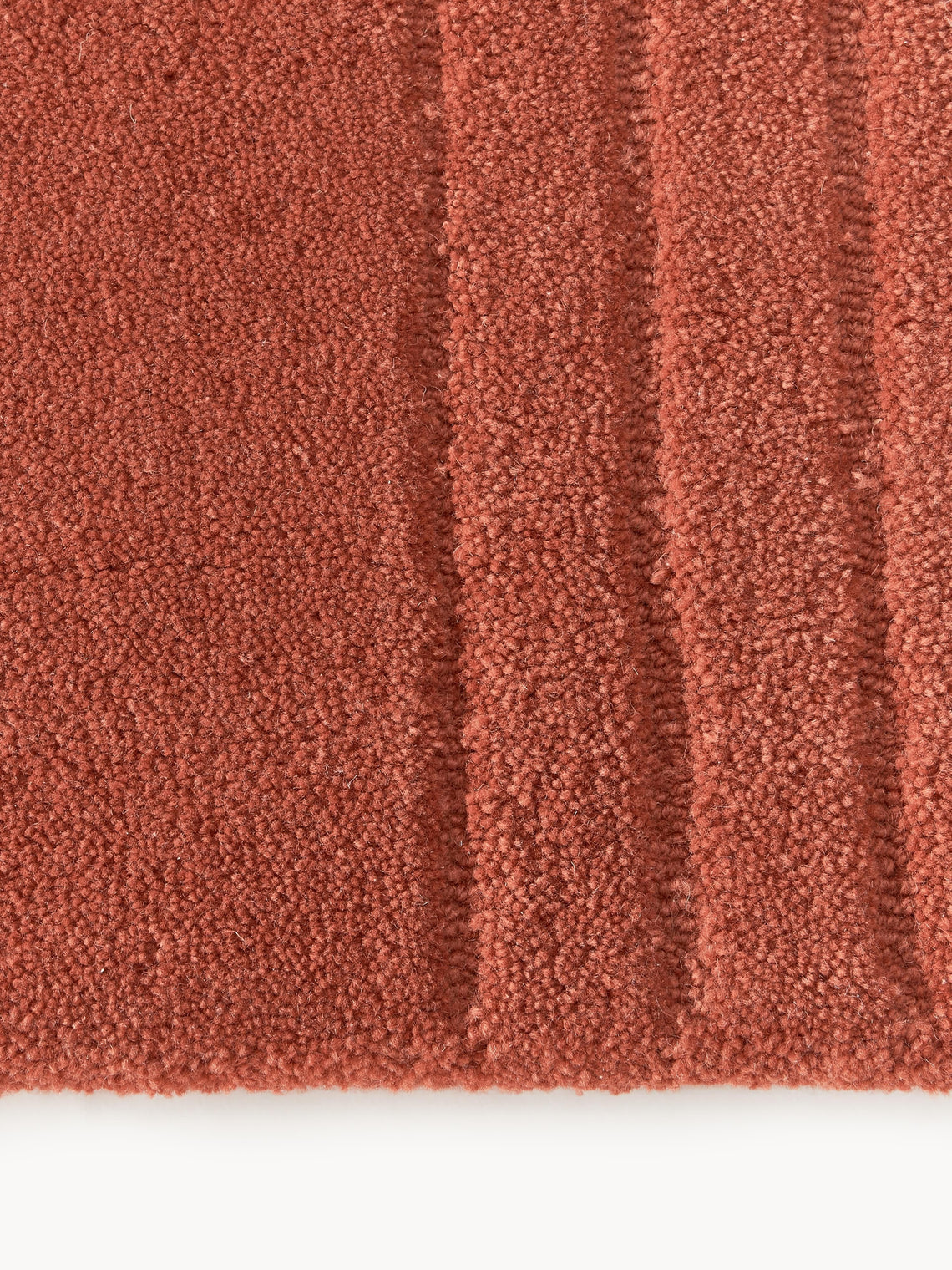 Modern Hand-Tufted Red Area Rug – Minimalist Abstract Carpet for Living Room & Home Decor