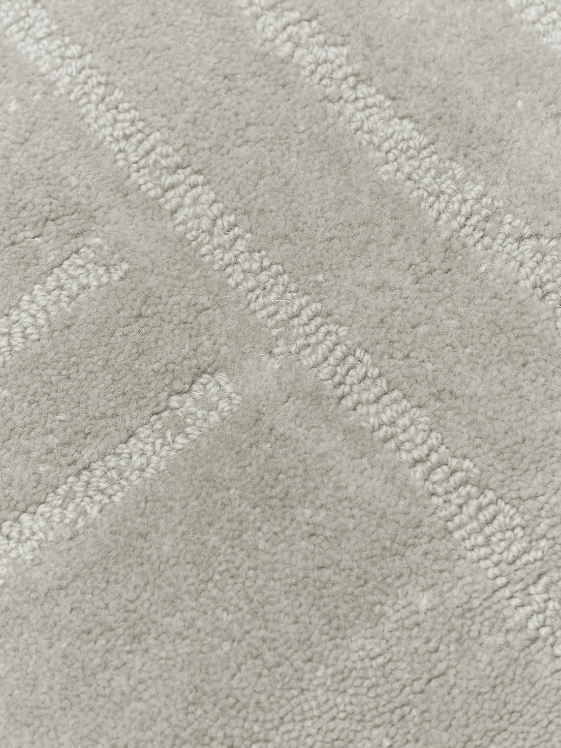 Modern Grey Hand-Tufted Area Rug – Minimalist Textured Carpet for Living Room & Bedroom, Soft Velvet Finish