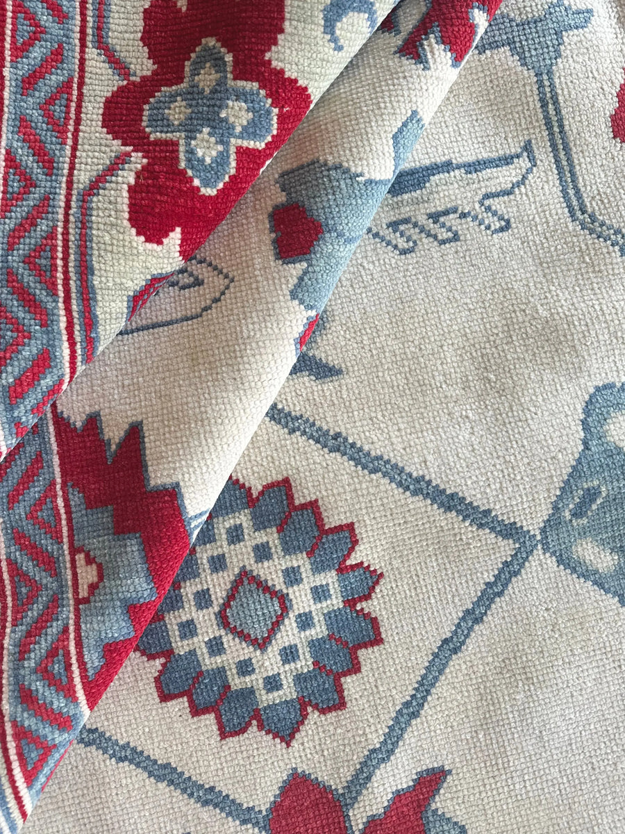 Luxury Hand-Knotted Oushak Rug – Vintage Turkish Design, Soft Wool, Artisan-Made Area Carpet
