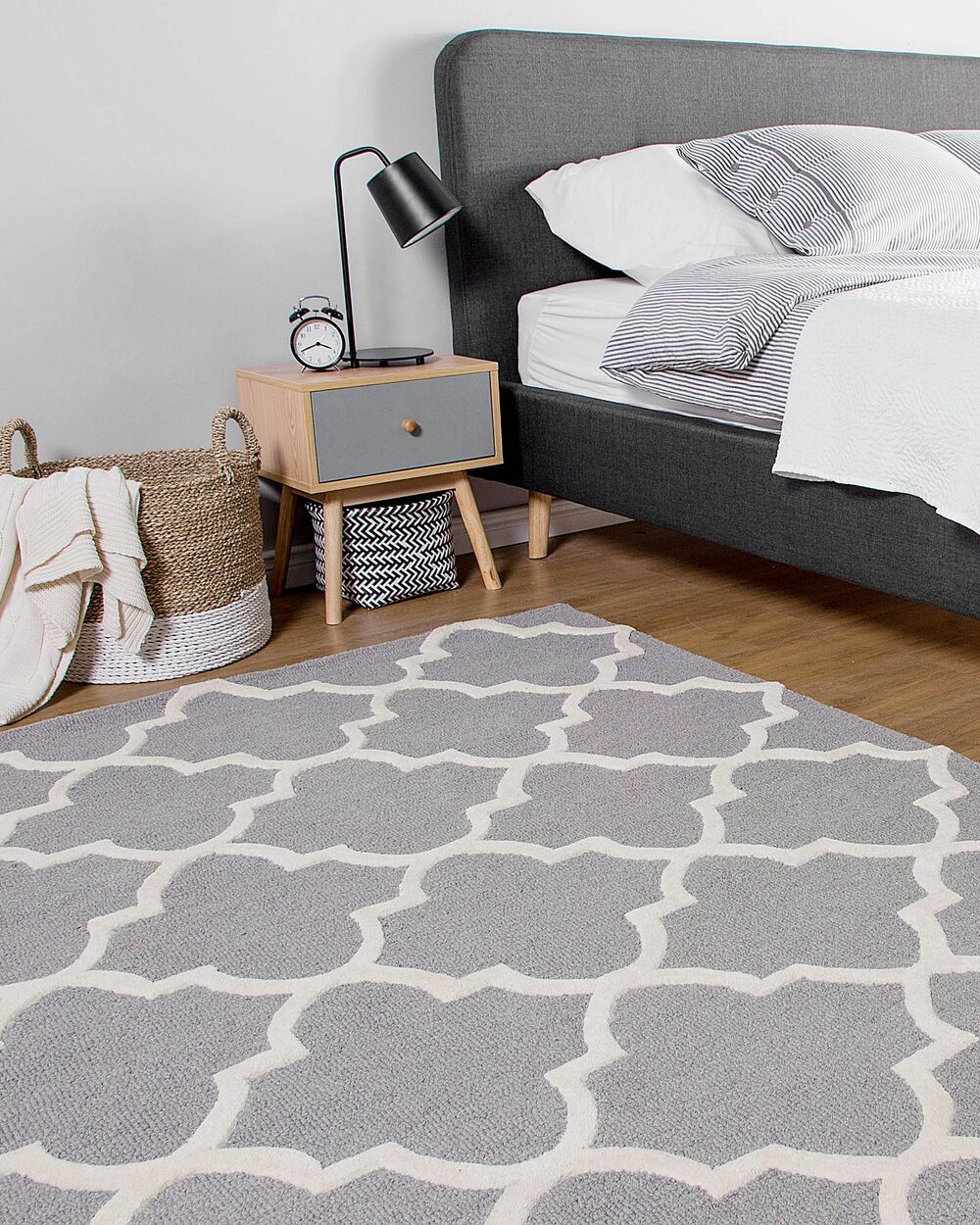 Moroccan Trellis Pattern Area Rug – Hand-Tufted Wool Light Grey & Ivory Modern Carpet for Living Room, Bedroom, Office & Home Interior Decor