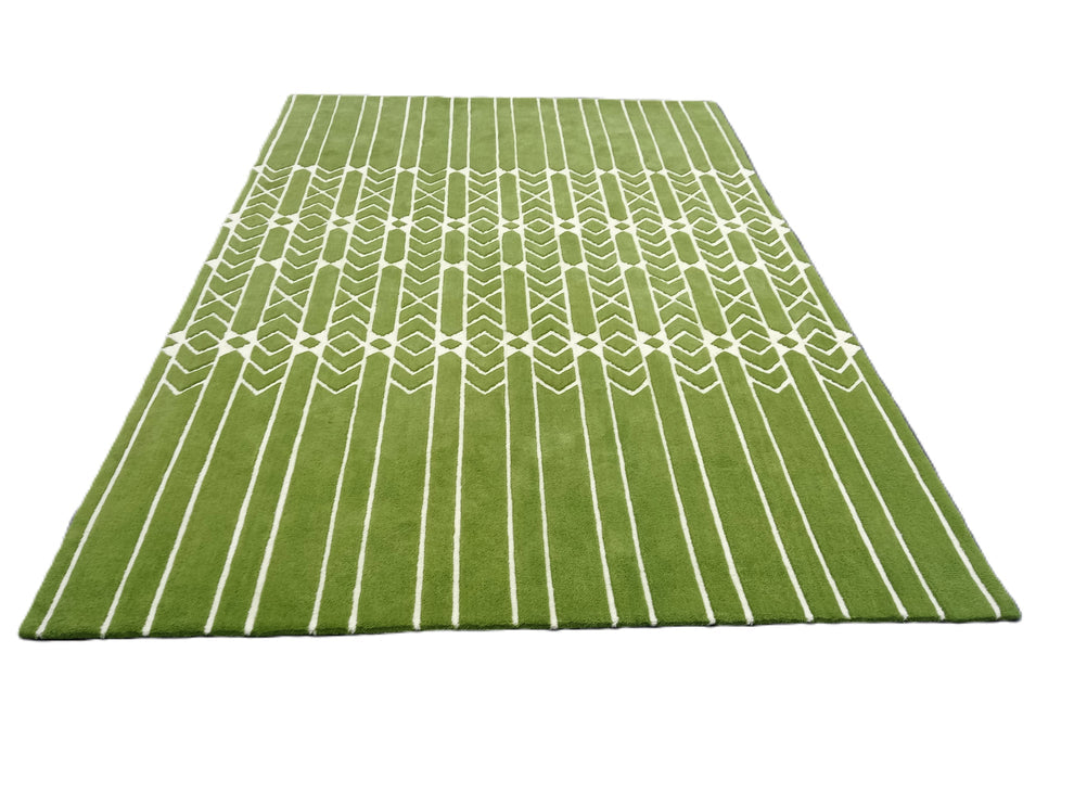 Green Geometric Line Area Rug – Modern Hand-Tufted Carpet with White Diamond & Stripe Pattern for Living Room, Bedroom & Contemporary Home Décor
