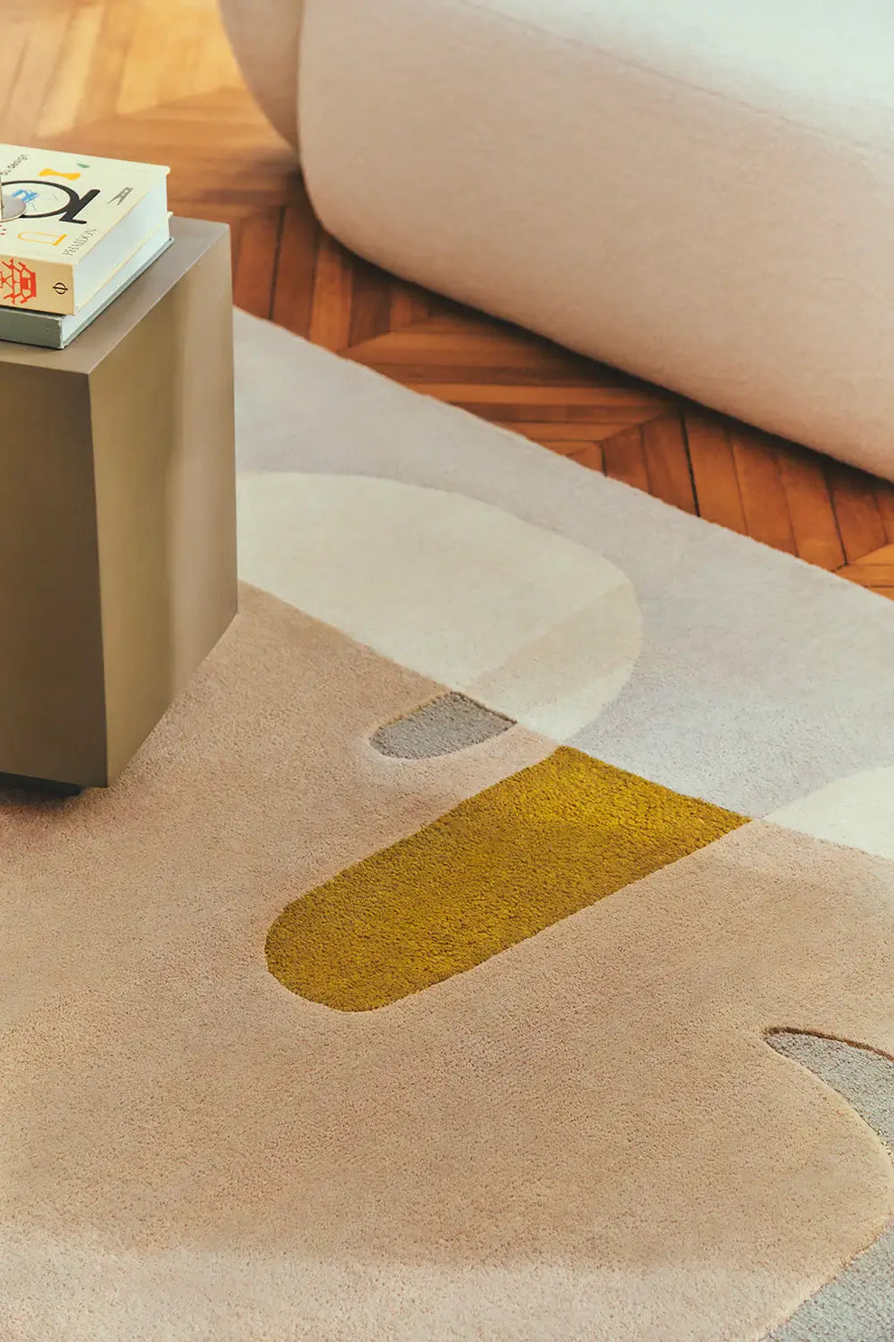 Abstract Neutral Hand Tufted Wool Rug – Modern Beige & Mustard Organic Shape Area Rug