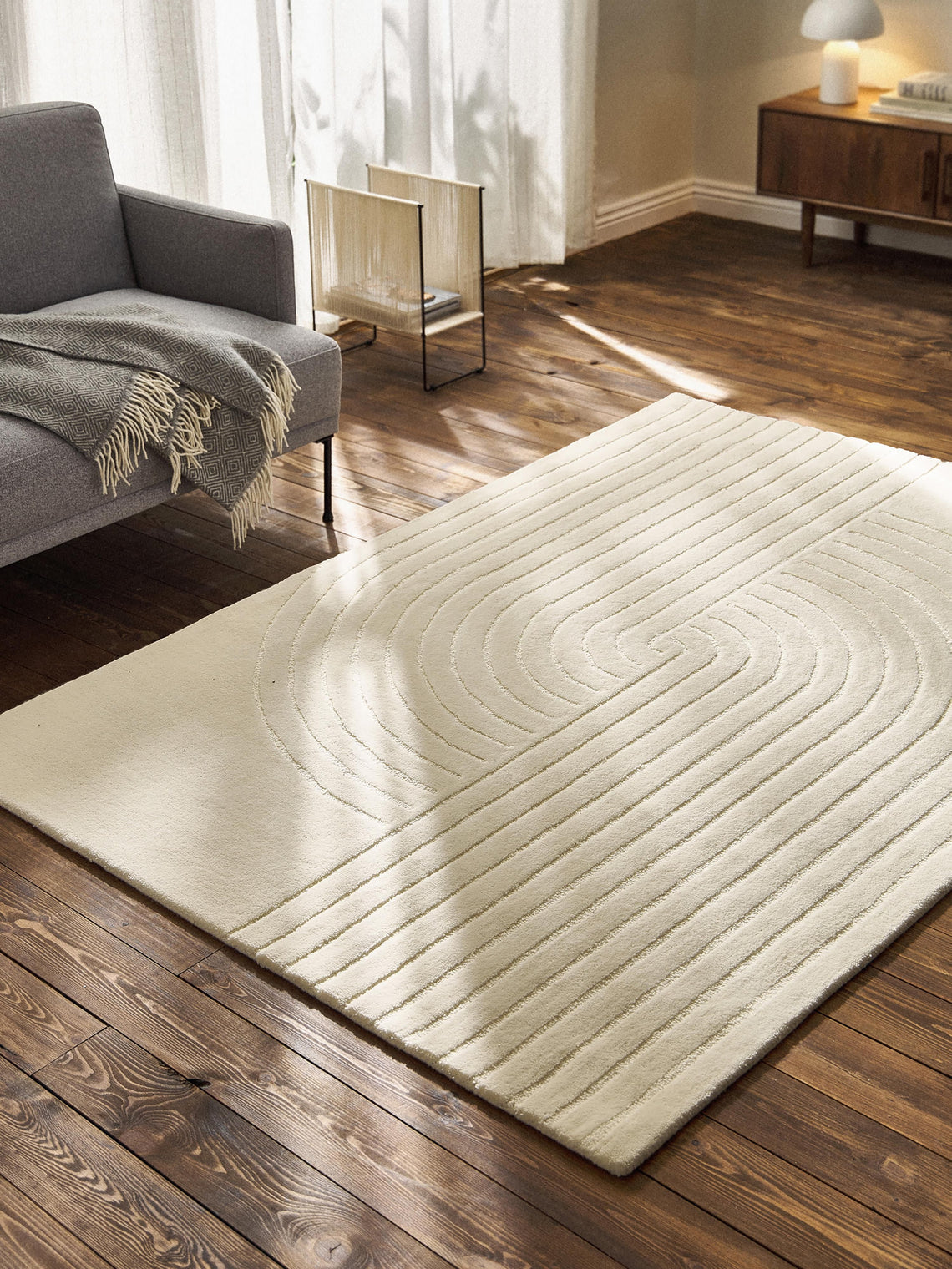 Modern Cream Hand-Tufted Area Rug – Minimalist Geometric Design Carpet for Living Room, Bedroom & Home Décor