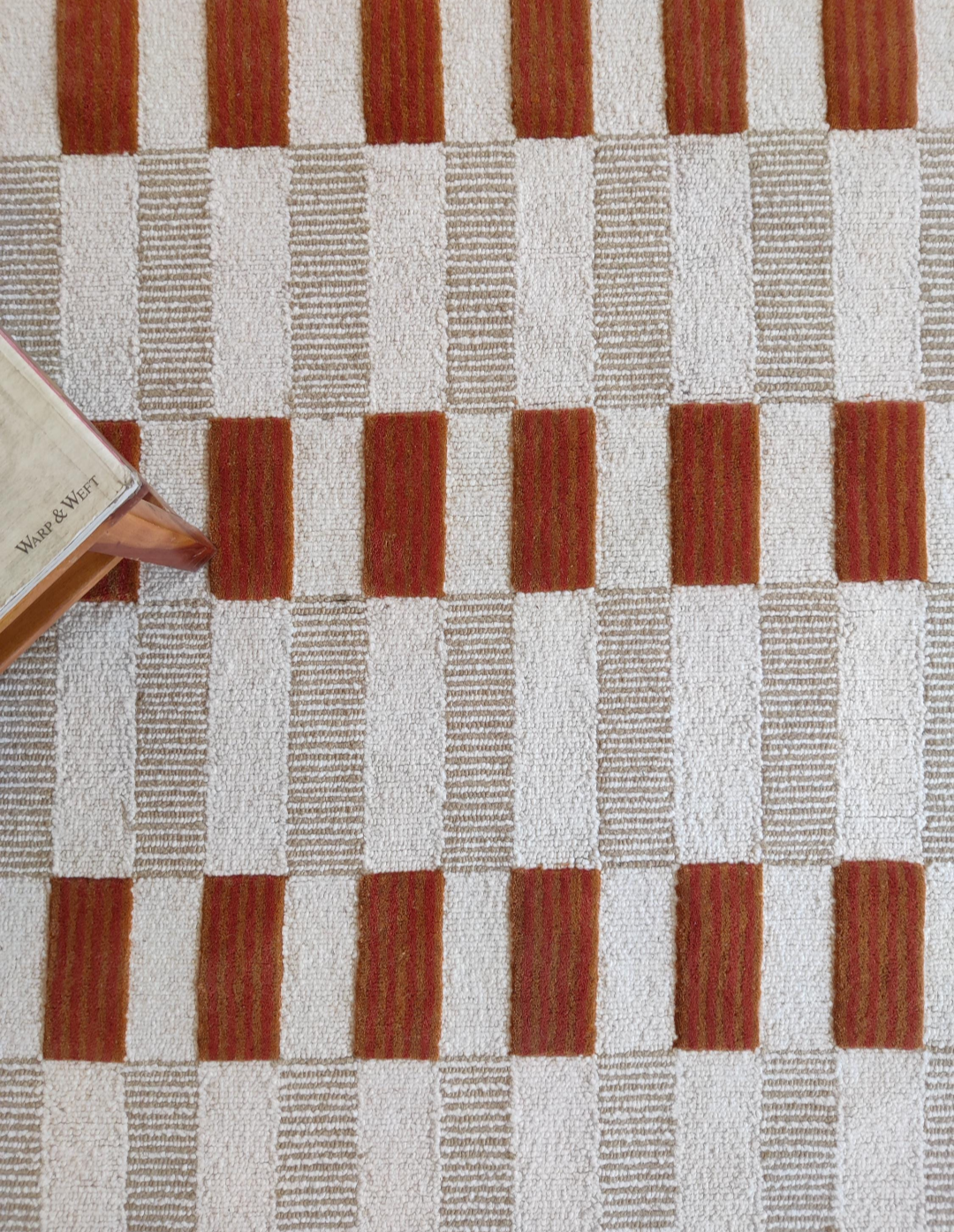 Handmade Checkerboard Scalloped Rug – Modern Tufted Area Carpet, Retro Red & Beige Check Rug with Pink Border, Aesthetic Home Decor