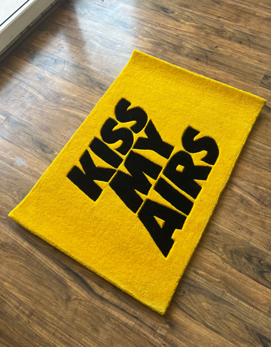 Kiss My Airs Rug
