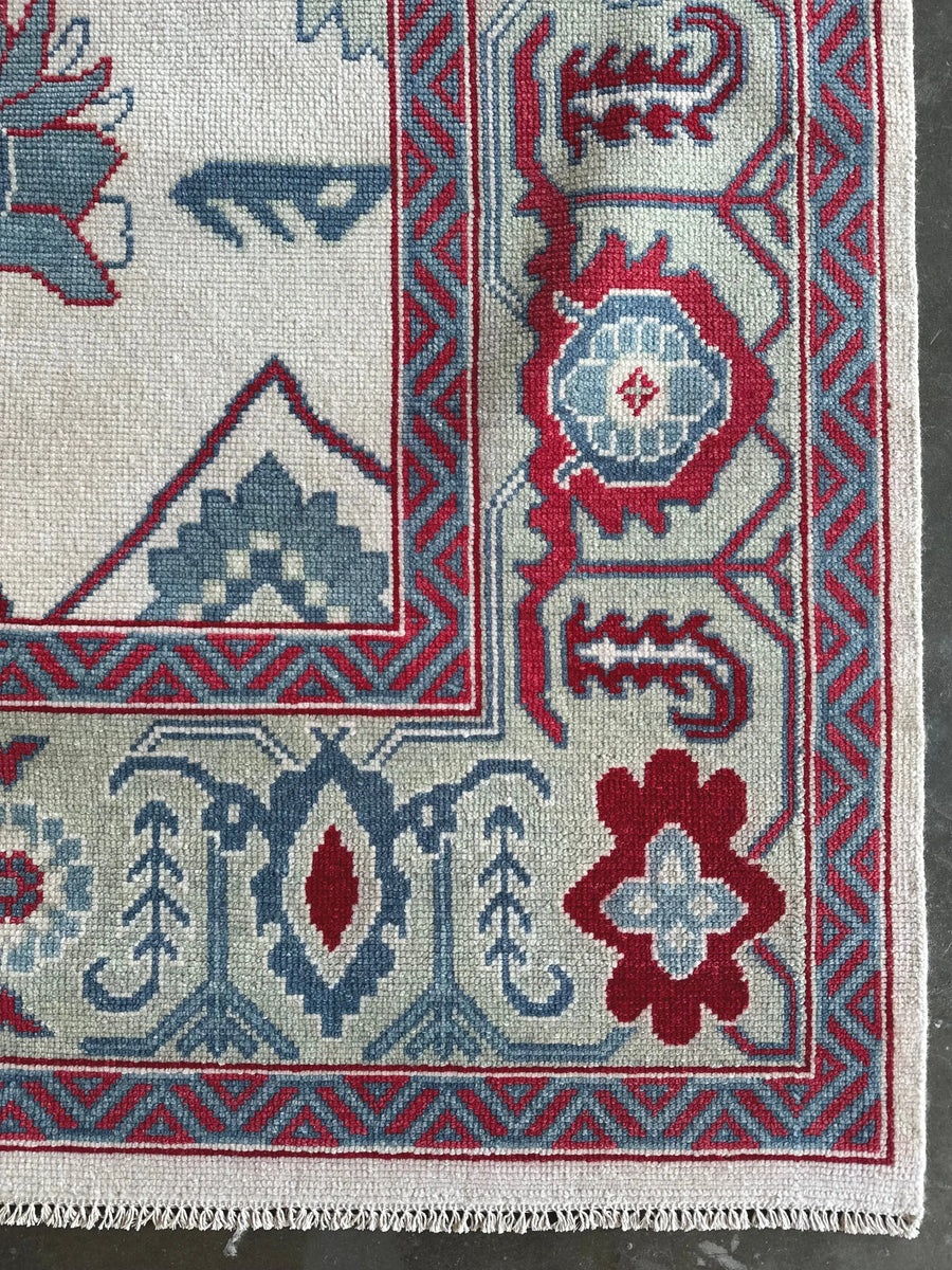 Luxury Hand-Knotted Oushak Rug – Vintage Turkish Design, Soft Wool, Artisan-Made Area Carpet