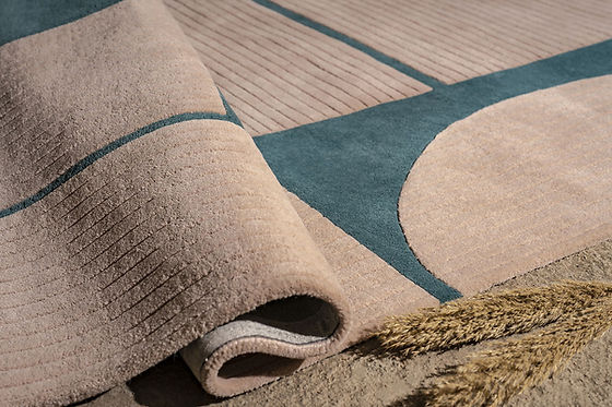 Handmade Modern Geometric Wool Rug – Beige & Green Minimalist Area Carpet for Living Room, Bedroom & Contemporary Home Décor