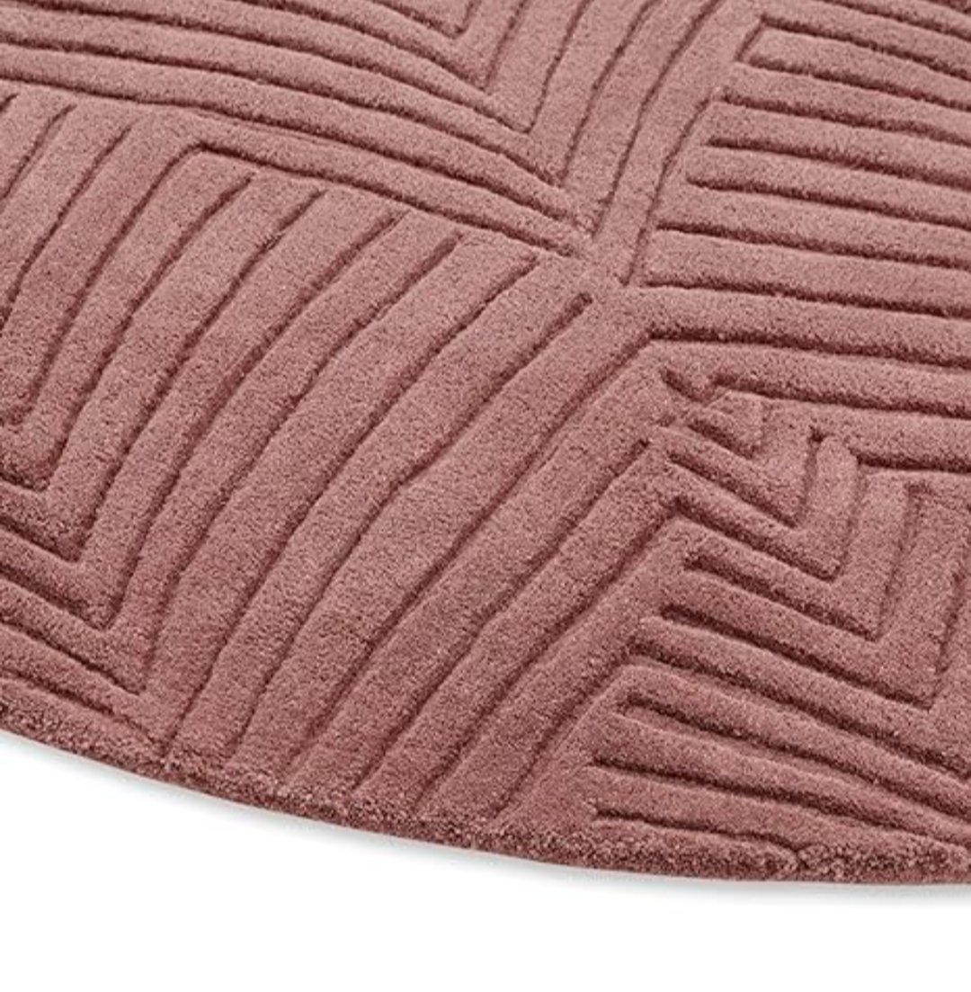 Round Mauve Textured Area Rug – Modern Zigzag Pattern Carpet for Living Room, Bedroom, or Lounge Décor