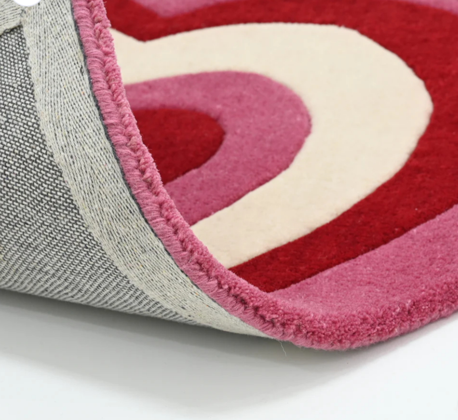 Handmade Heart Shaped Rug – Pink & Red Modern Love Carpet | Cozy Home Decor, Valentine Gift, Aesthetic Bedroom Accent