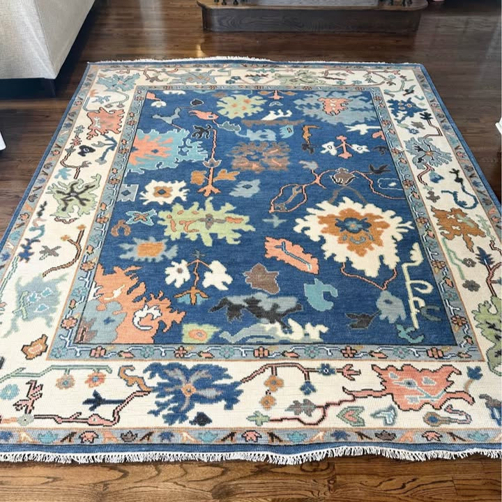 Hand Knotted Oushak Rug – Vintage Turkish Style Wool Area Rug, Soft Neutral Tones, Luxury Artisan Carpet