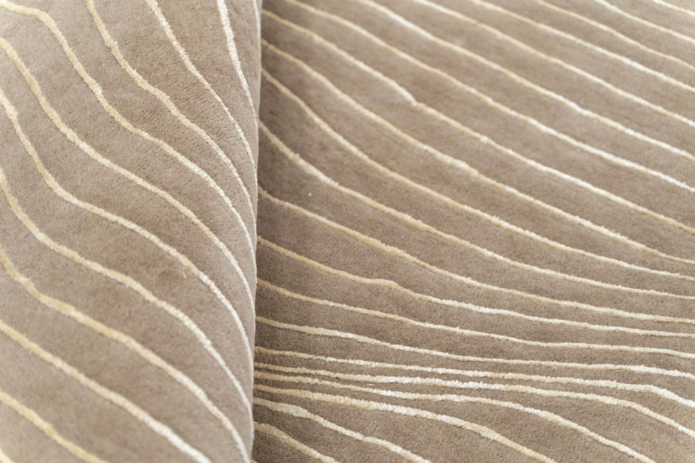 Modern Hand Tufted Wool Rug – Abstract Wavy Line Rug, Neutral Beige Designer Carpet, Contemporary Living Room Rug, Minimalist Area Rug