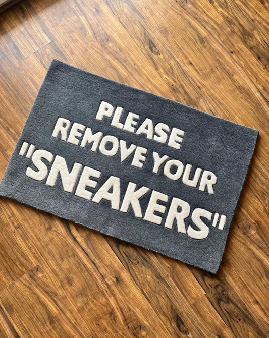 Remove your Sneakers Rug